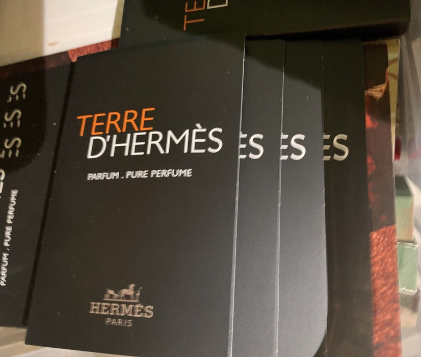 Terre D'Hermes/Hermes Pure Parfum Spray Vial 0.06 Oz (2.0 ml) (M)
